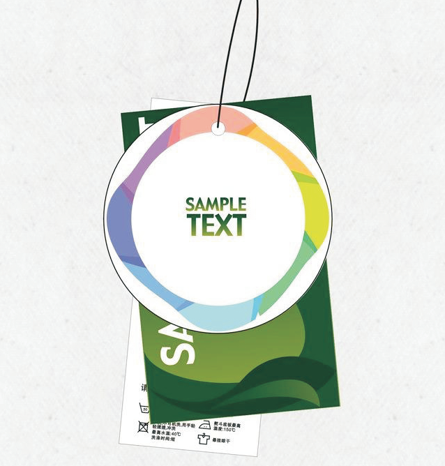 服裝吊牌上的布樣有何作用？